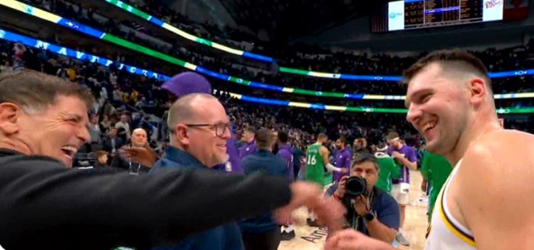 玩笑？真心话！东契奇打趣库班：我对你们可是4胜0负哦~想我吗？