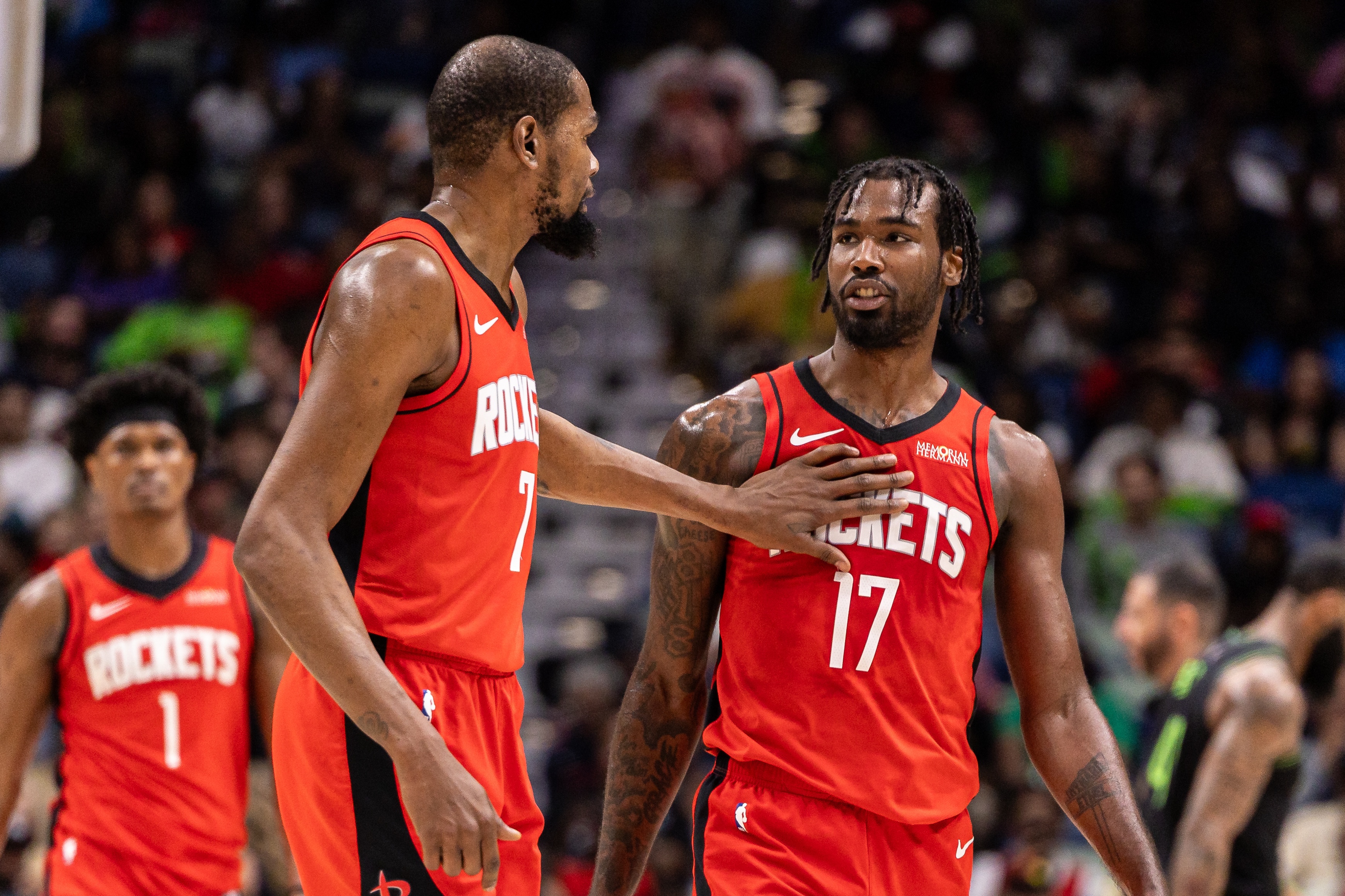 世界杯直播官网入口-35个助攻！伊森复苏拔高首发攻防上限 理想篮球各司其职全力冲刺